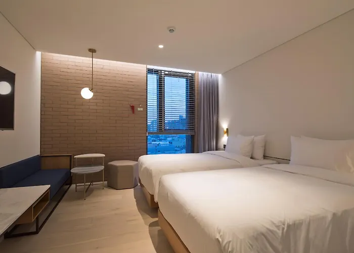 Hotel Cont 3*