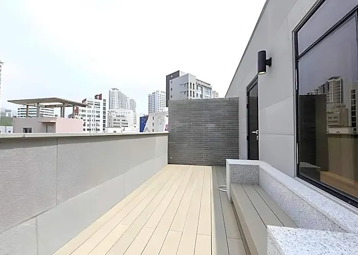 Cont Busan
