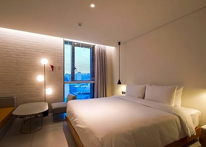Hotel Cont 3*